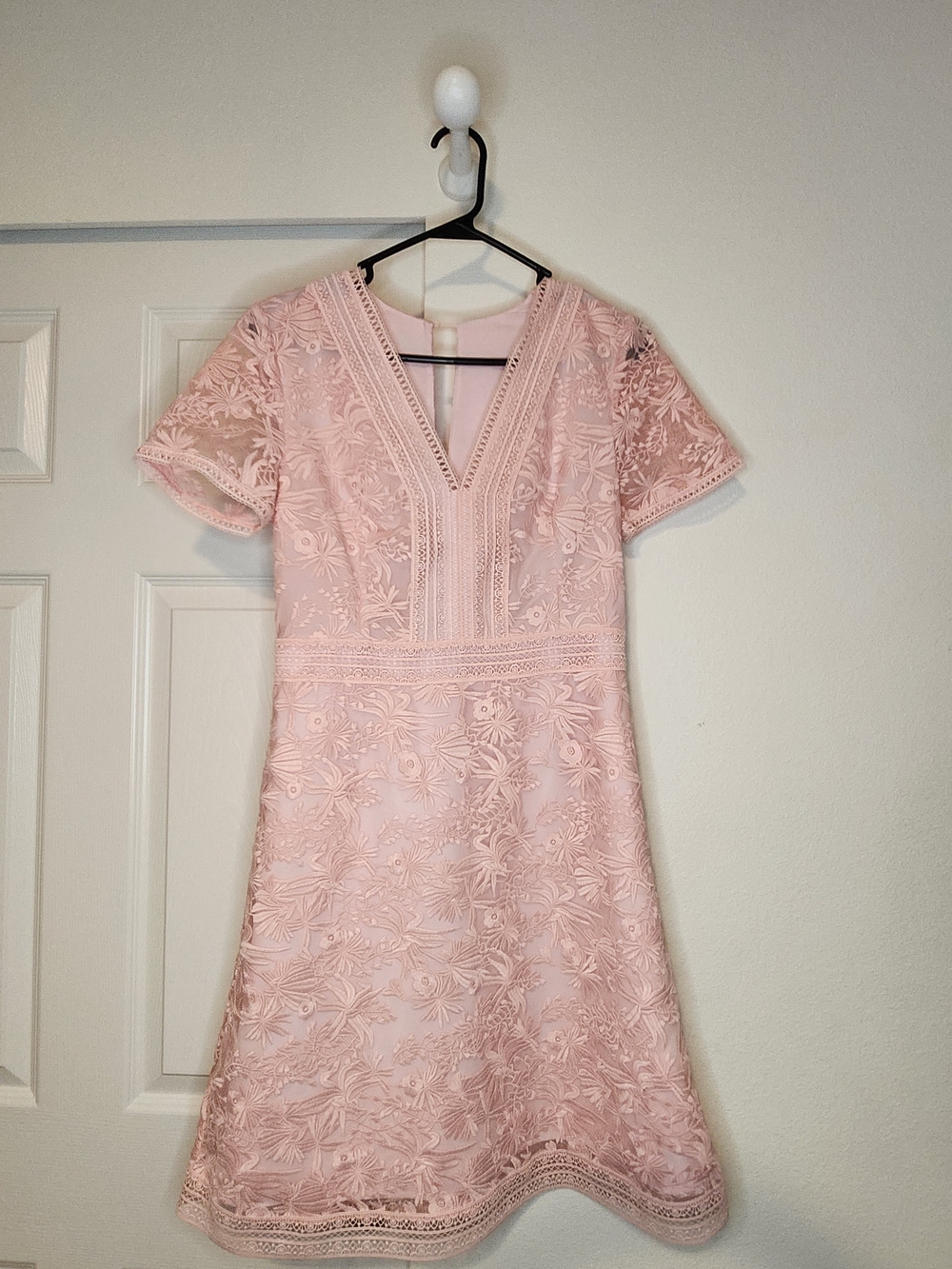 Ochirly Pink Floral Lace V-Neck Short Sleeve Sheath Dress